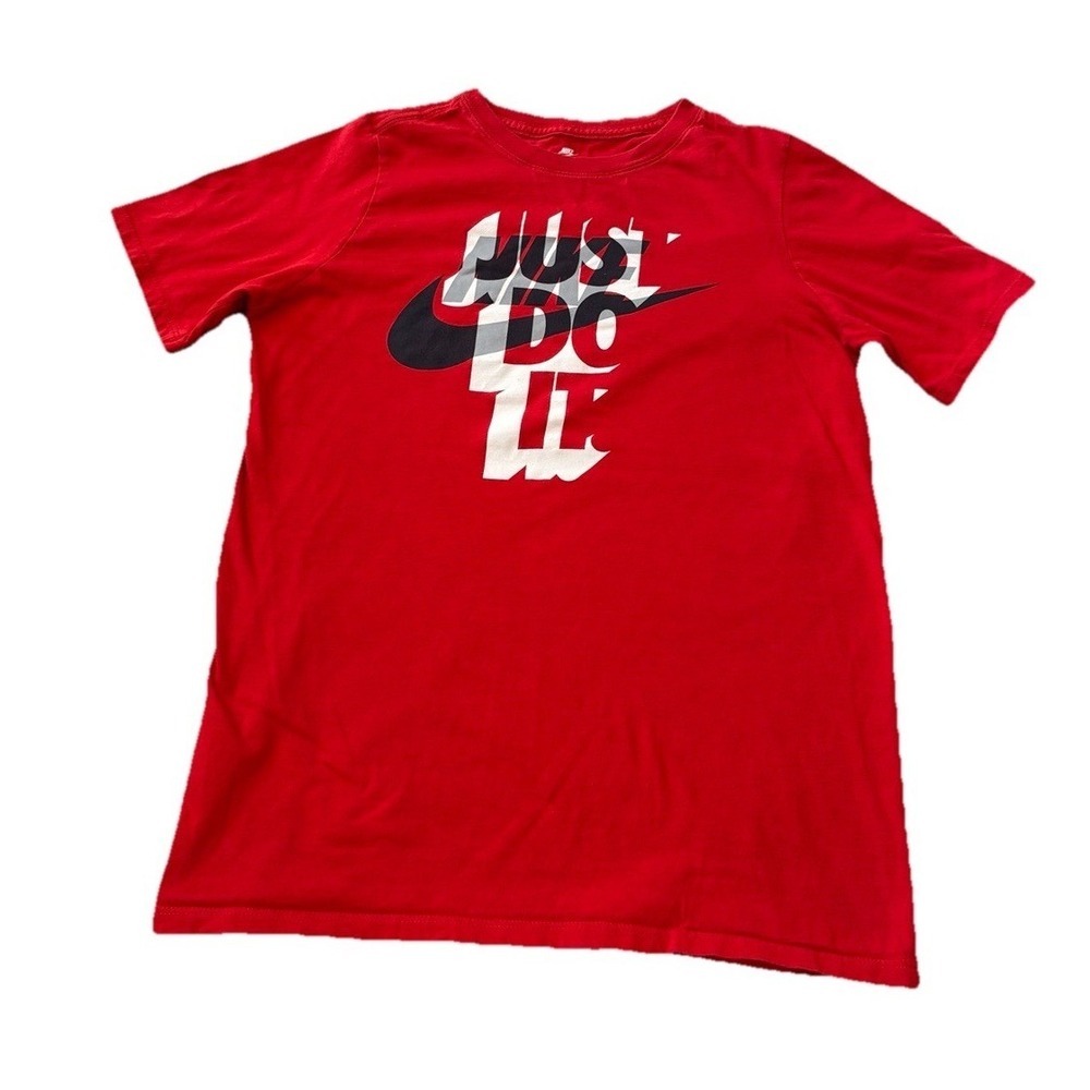 Nike Boys Red Just Do It Graphic Short Sleeve Athletic Cut T-Shirt Size Large L